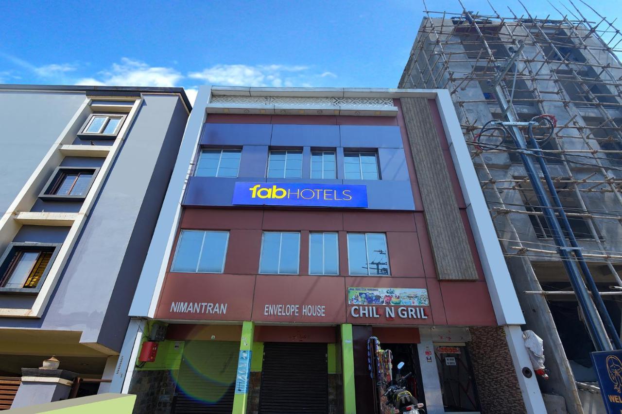 Fabhotel New Central Bhubaneswar Exteriör bild